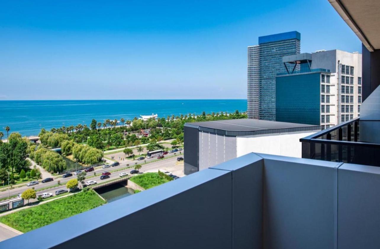 Nova Luxe Hotel & Residences Batumi Exterior foto