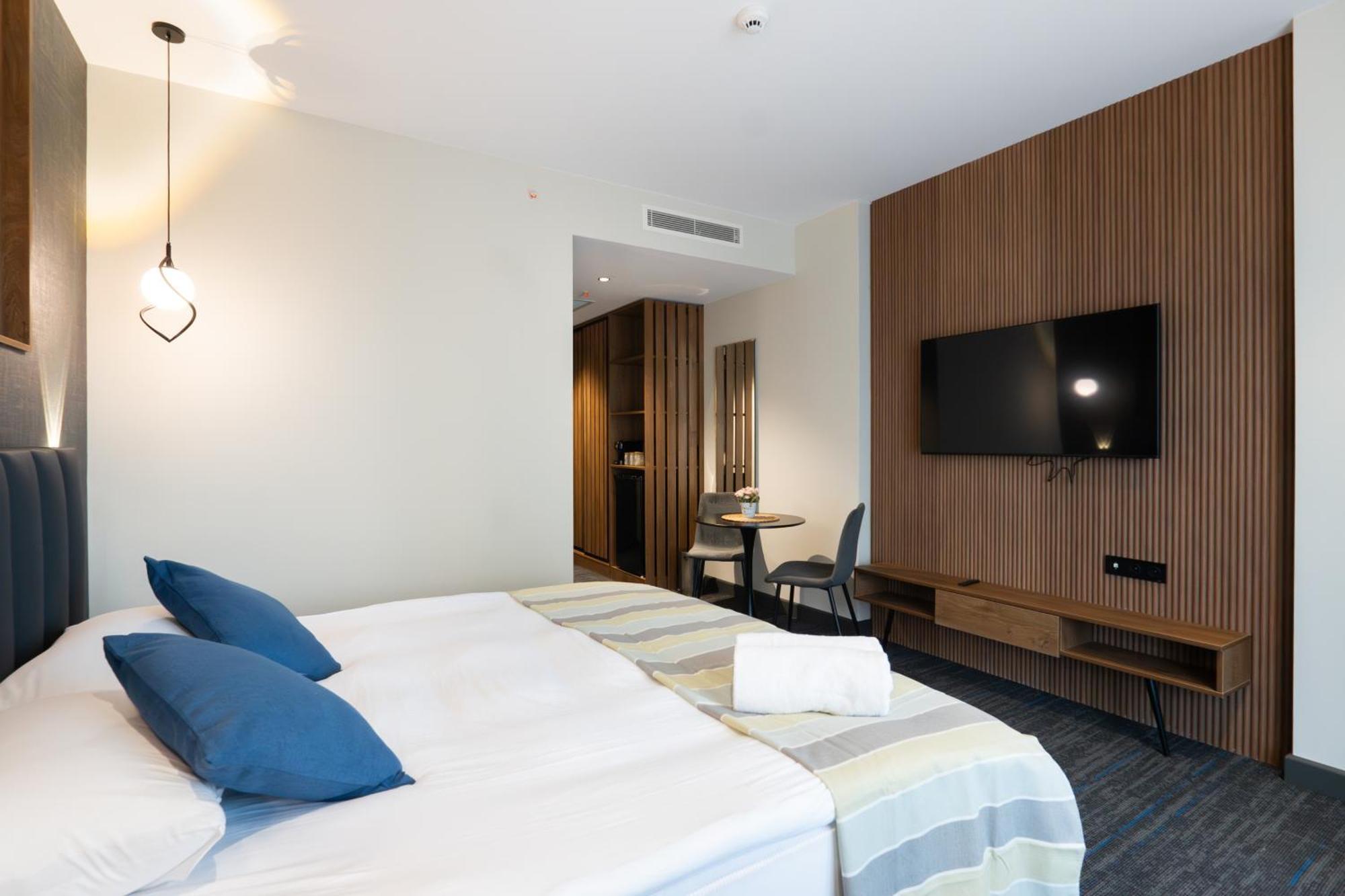 Nova Luxe Hotel & Residences Batumi Exterior foto