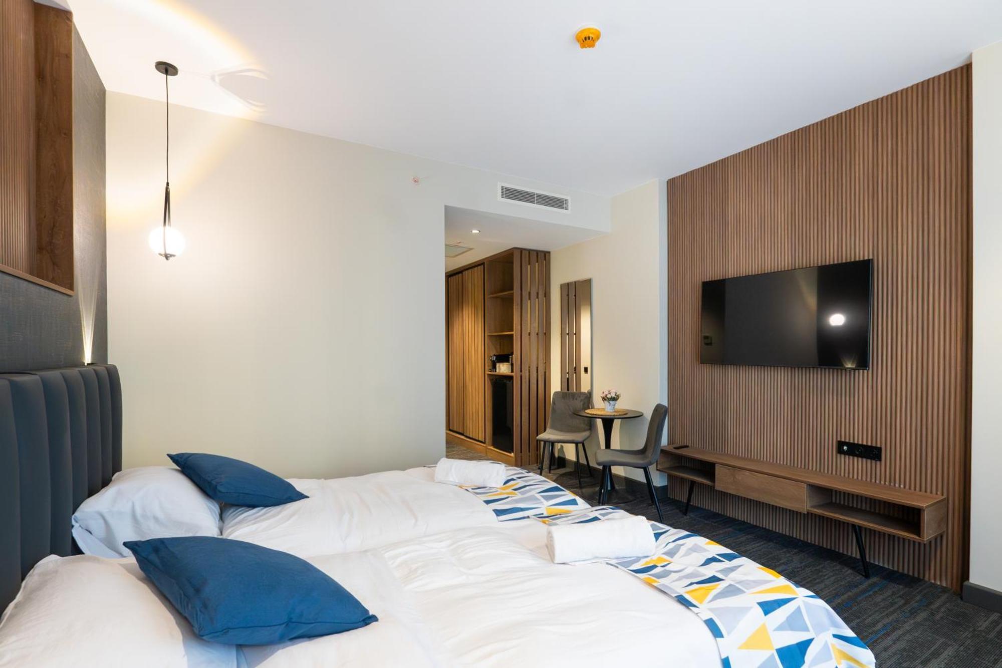 Nova Luxe Hotel & Residences Batumi Exterior foto